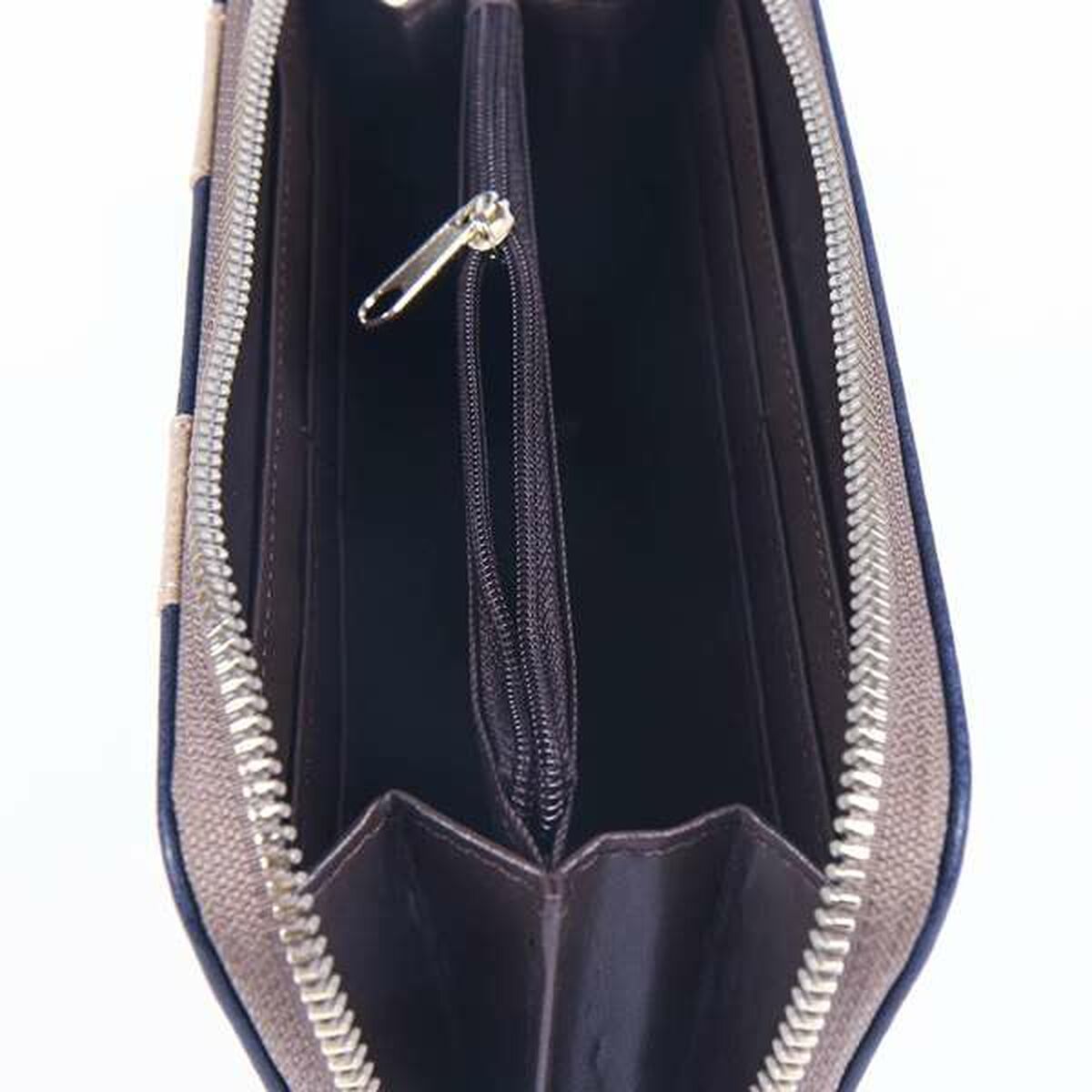 V2HA108CA936327D5299B45FCB60CD0487AR4703906P5