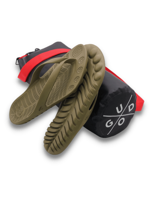SEAWEED GREEN FLIP FLOPS & DRYBAG BY GUDO - Sterilamo